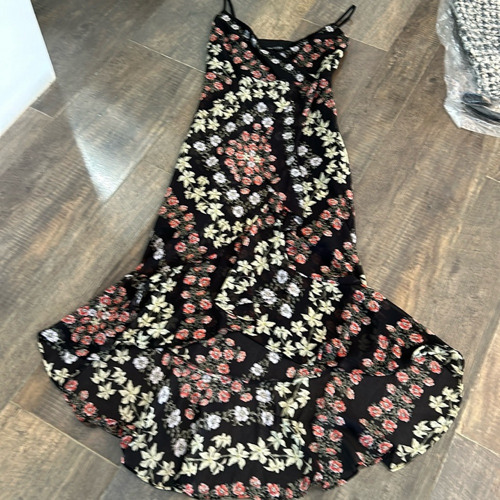 Guess dress very beautiful